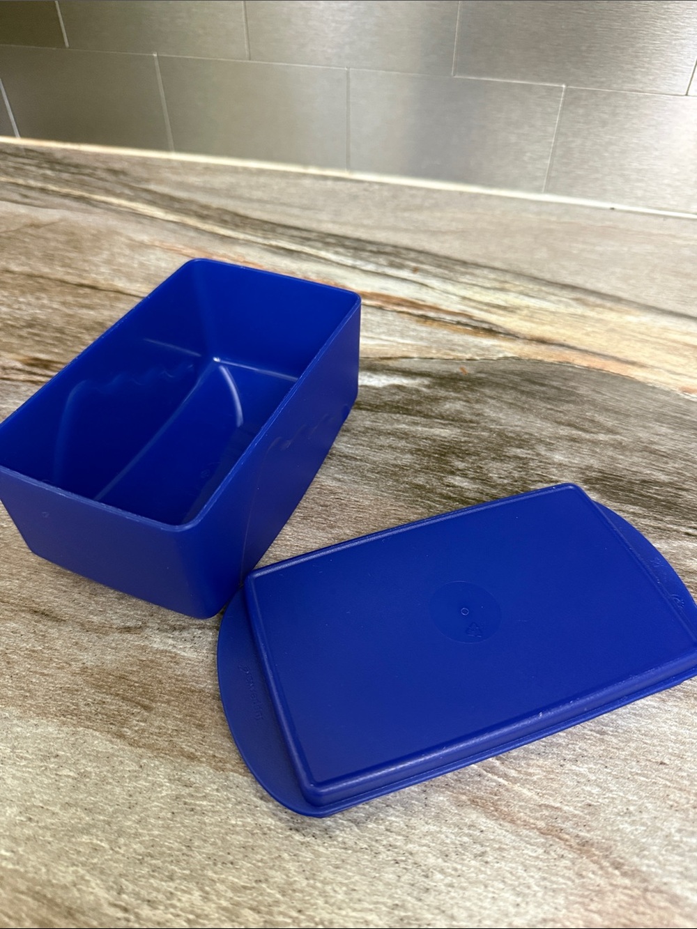 Tupperware Butter 🧈 Dish - Picture 4 of 4